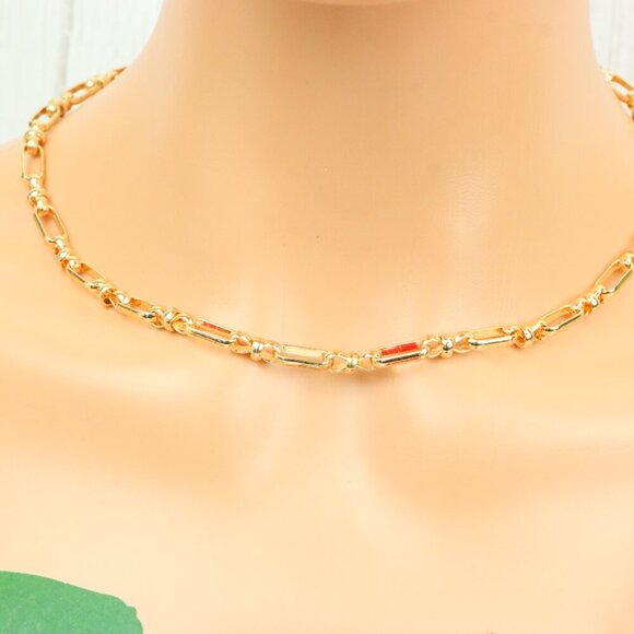 "Minimalist & Elegant Necklace Chain – Perfect for Women & Girls | UNVRC1558 - Picture 6 of 10